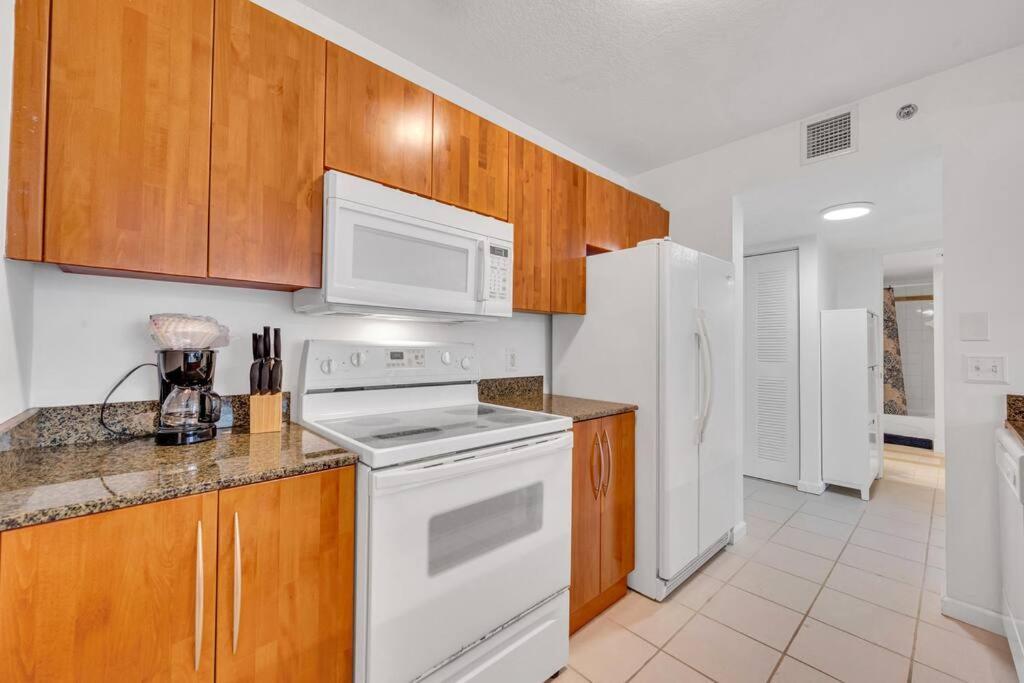Beautiful 1 Bed 1 Bath • Brickell • Bay View Apartamento Miami